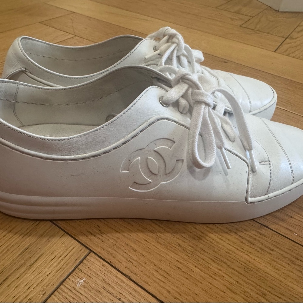 CHANEL Classic White Lace-Up Sneakers